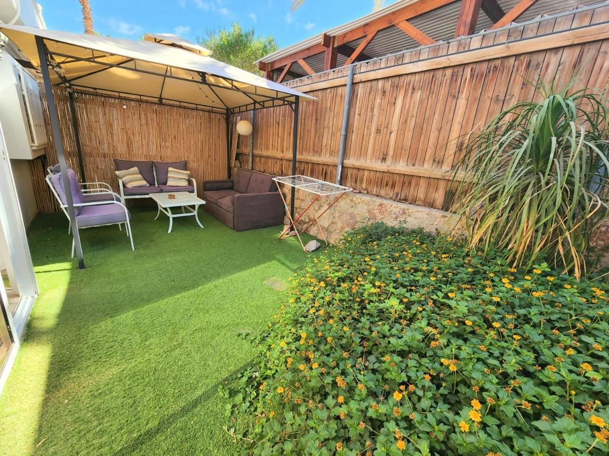 Sunshine Suite Boutique Only 5 Min Walk To The Beach - By Seaelo Eilat Ngoại thất bức ảnh