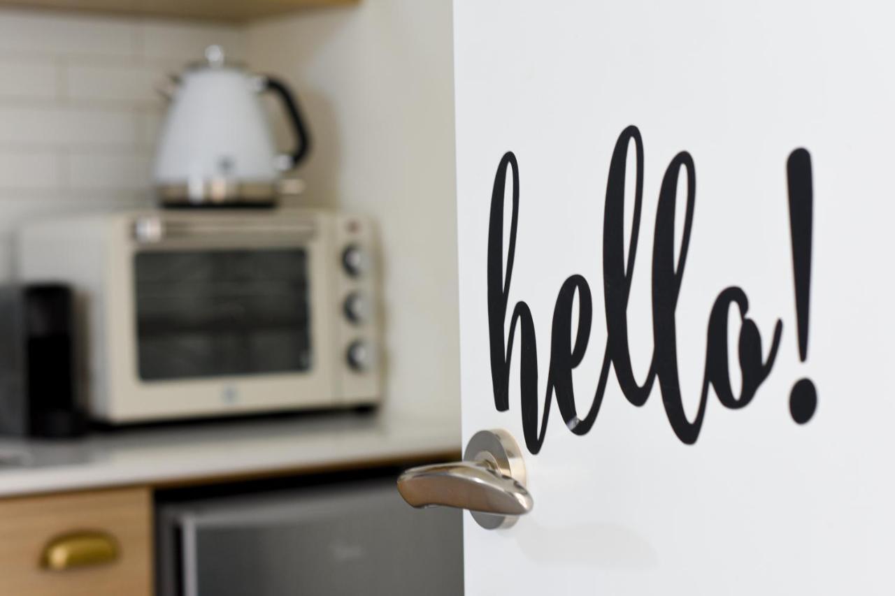 Sunshine Suite Boutique Only 5 Min Walk To The Beach - By Seaelo Eilat Ngoại thất bức ảnh