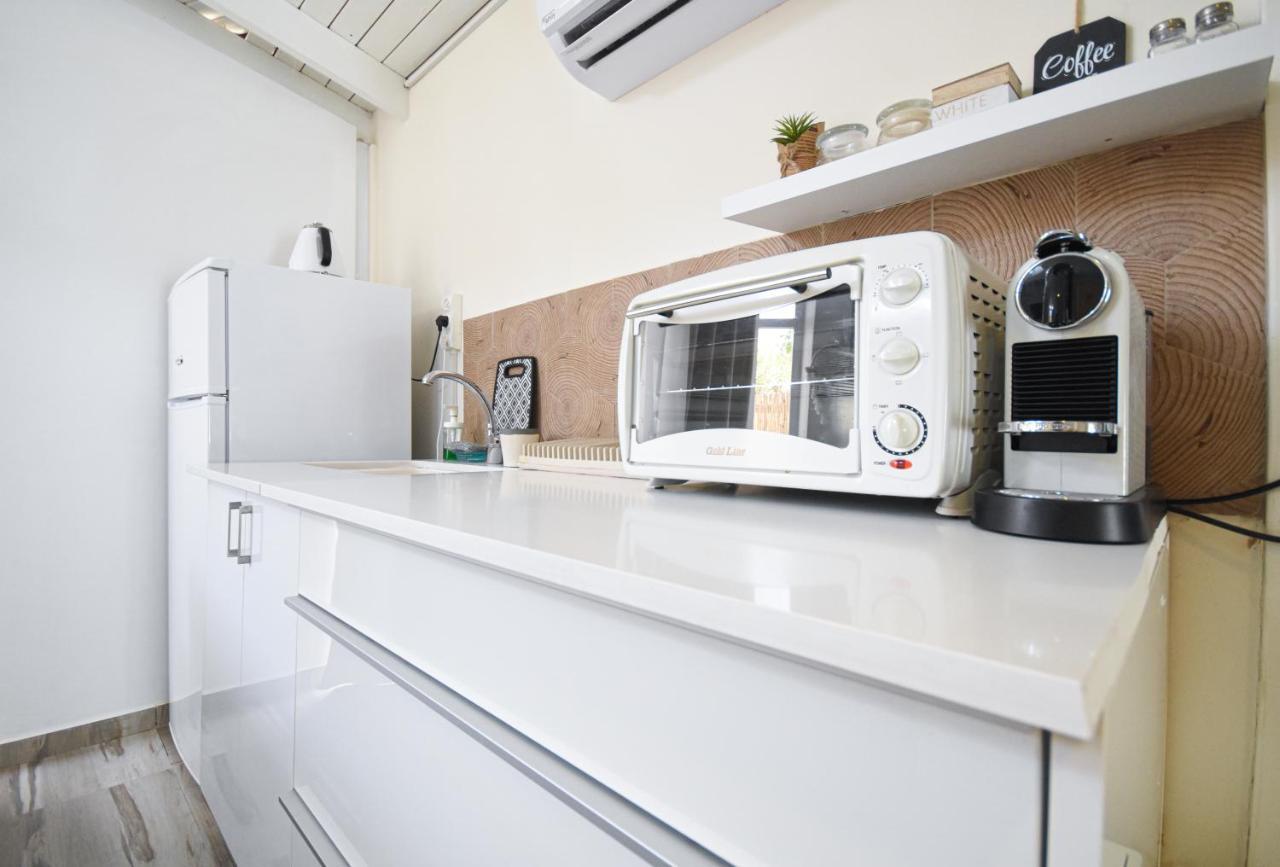 Sunshine Suite Boutique Only 5 Min Walk To The Beach - By Seaelo Eilat Ngoại thất bức ảnh